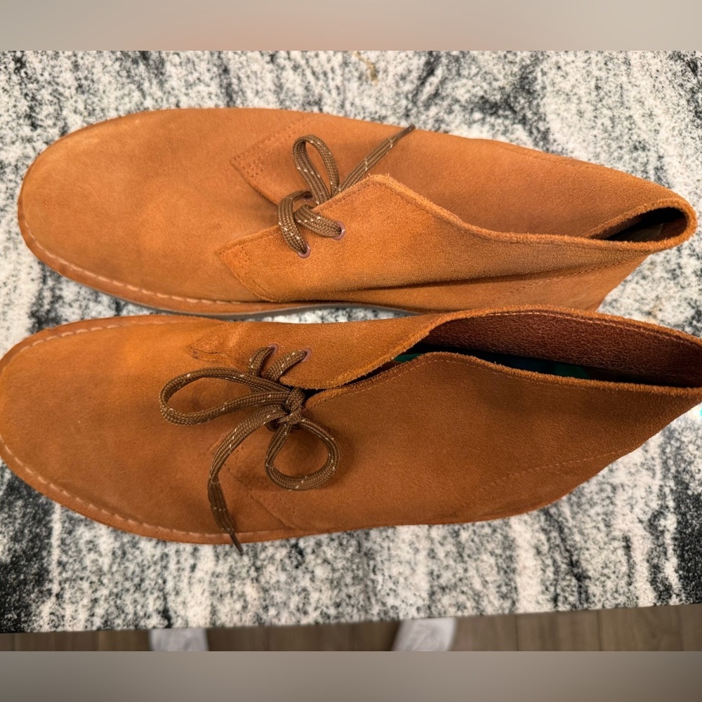 Clarks Men's Chukka Boots - Warm Brown - Picture 5 of 11